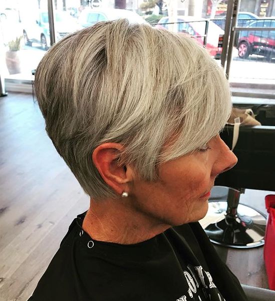 Short Layered Gray Cut