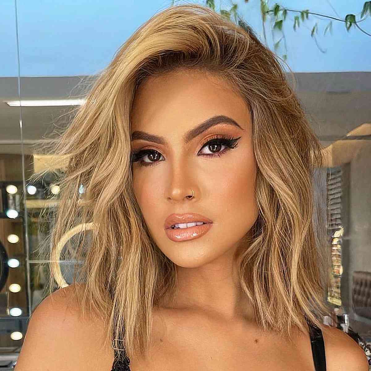 Voluminous Blonde Lob for Thin Hair