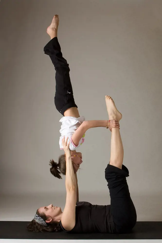 Partner Shoulder Stand