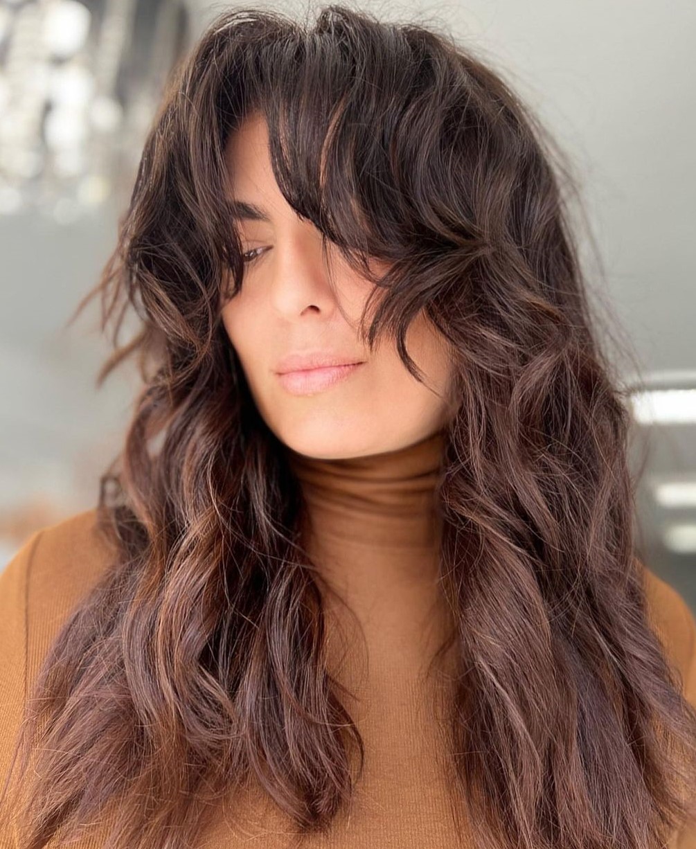 Shaggy Wavy Hairstyle on Brunette Hair