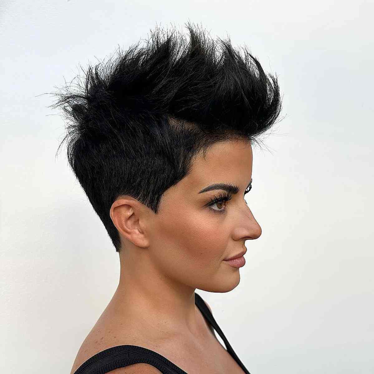 Cute & Spiky Androgynous Pixie Cut