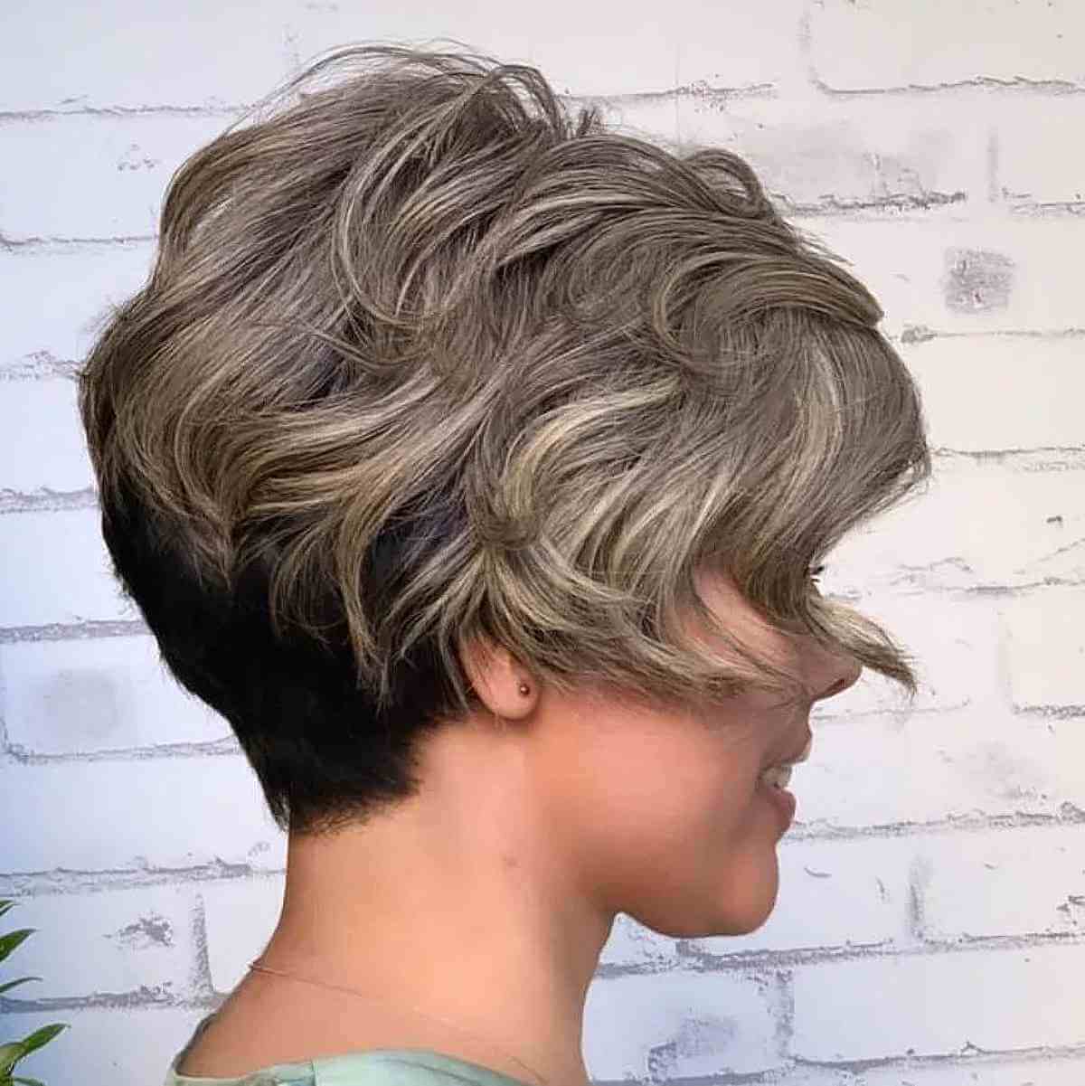 Thick Layers on a Long Pixie