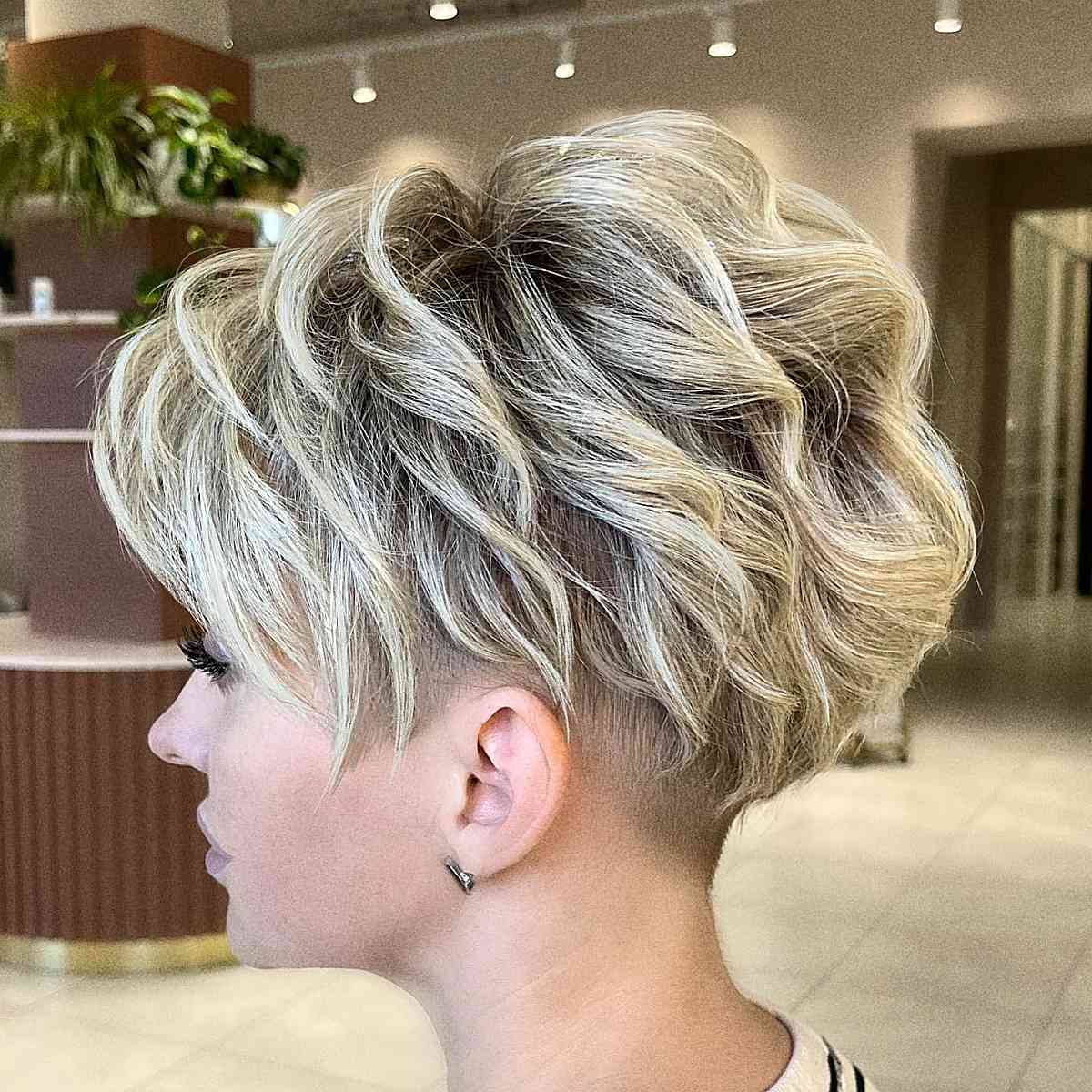 textured pixie cut for thin hair