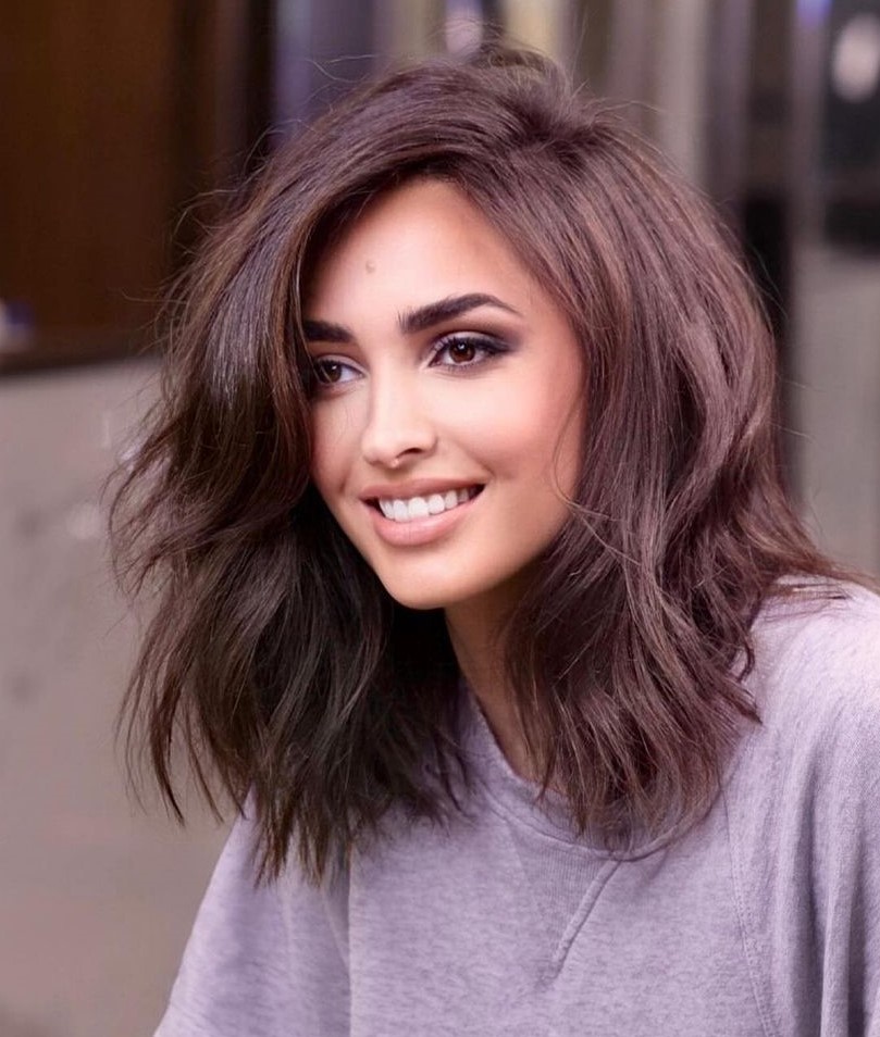 Messy Long Bob with Deep Side Part