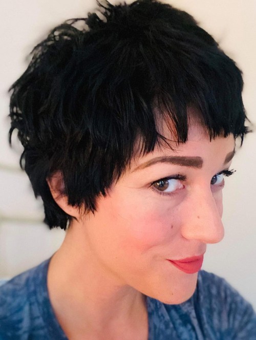 Shaggy Layered Pixie Cut with Rounded Shape