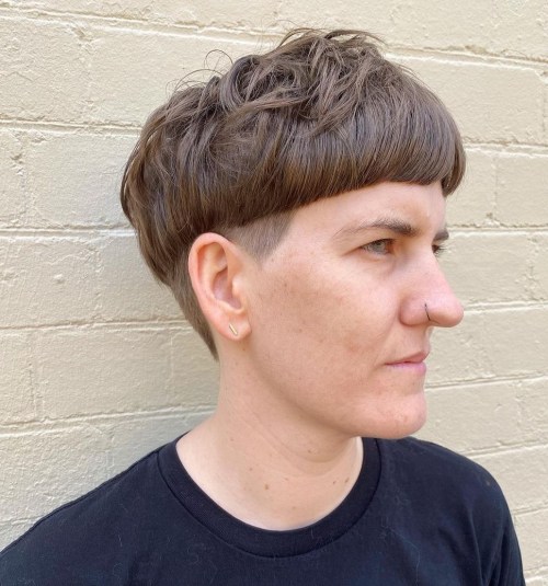 Lesbian Textured Bowl Haircut