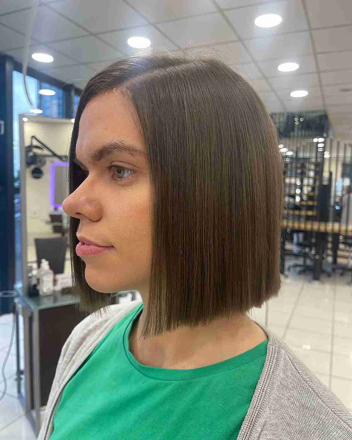 Blunt Straight Neck-Length Bob Cut on Thin Hair