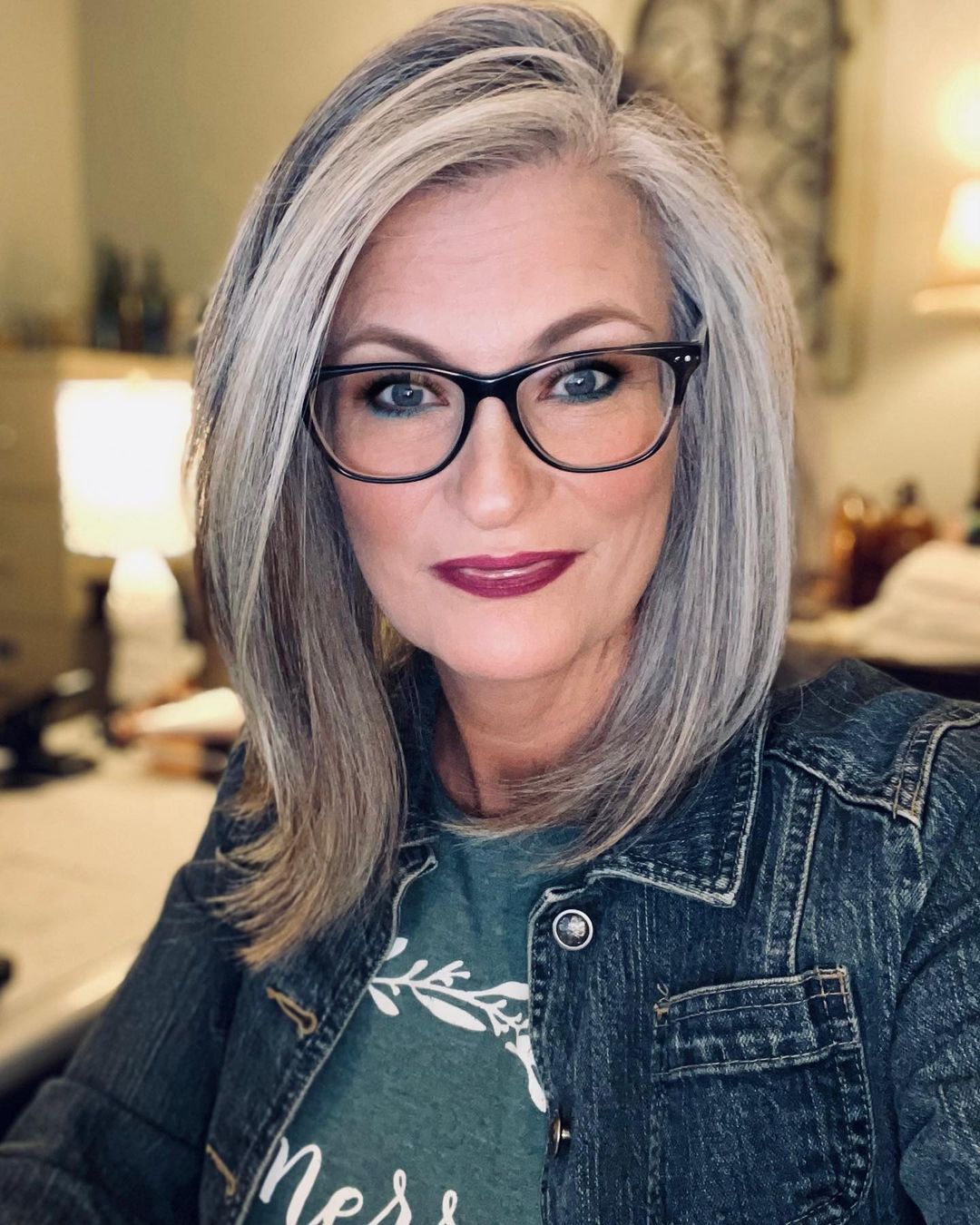 Shoulder-Length Gray Hair for Women Over 60