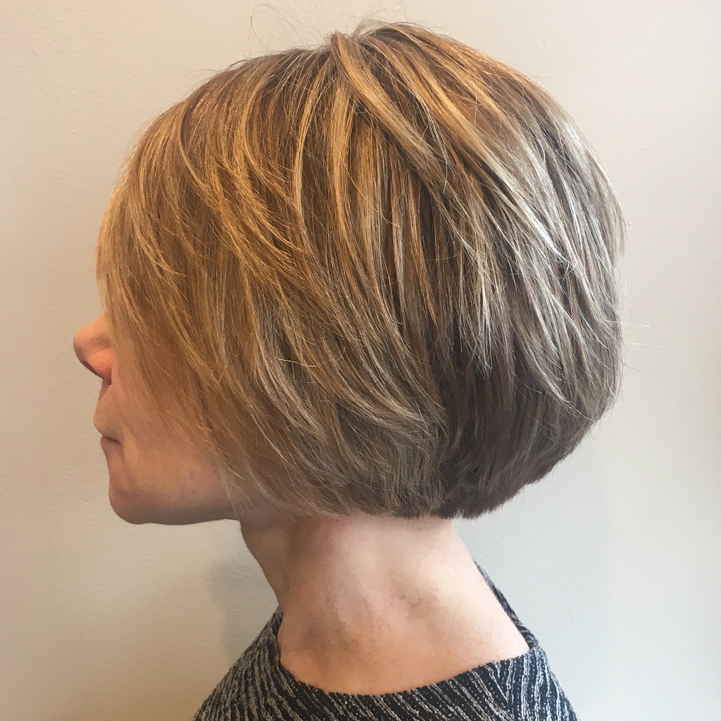 Jaw-Length Layered Bronde Bob