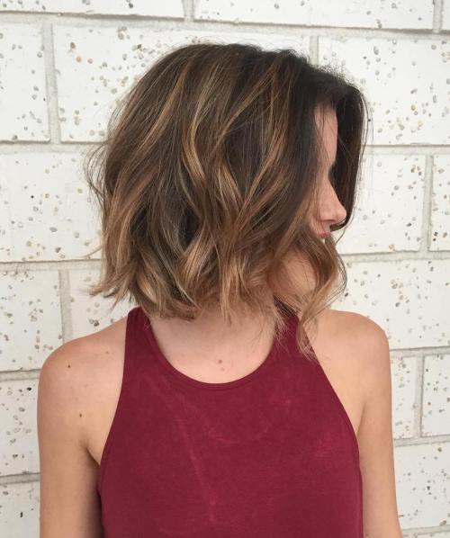 Brown Bob With Caramel Highlights