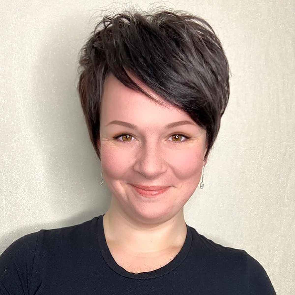 Voluminous Pixie with Shorter Layers