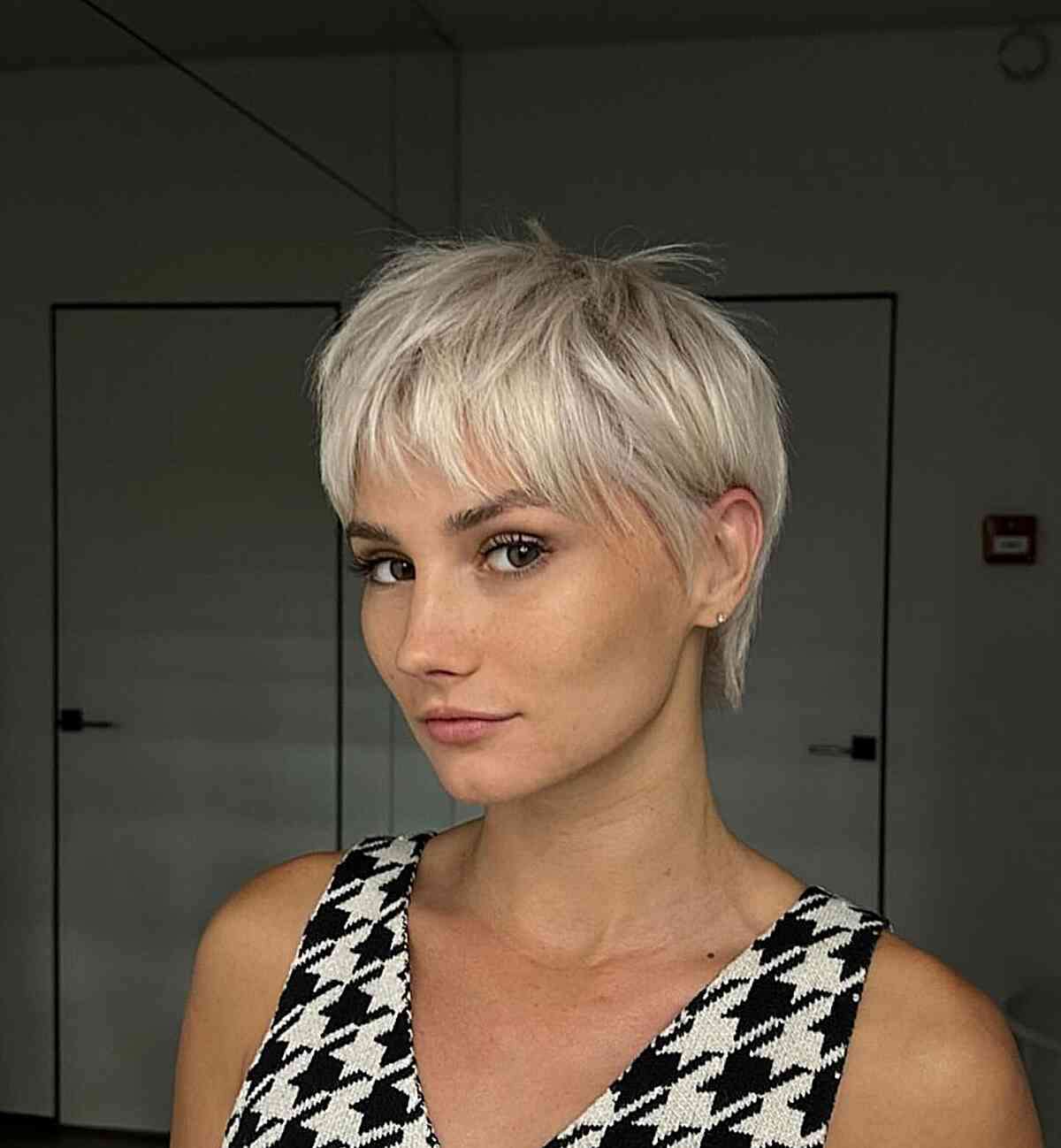 Fem Light Blonde Short Pixie with Fringe