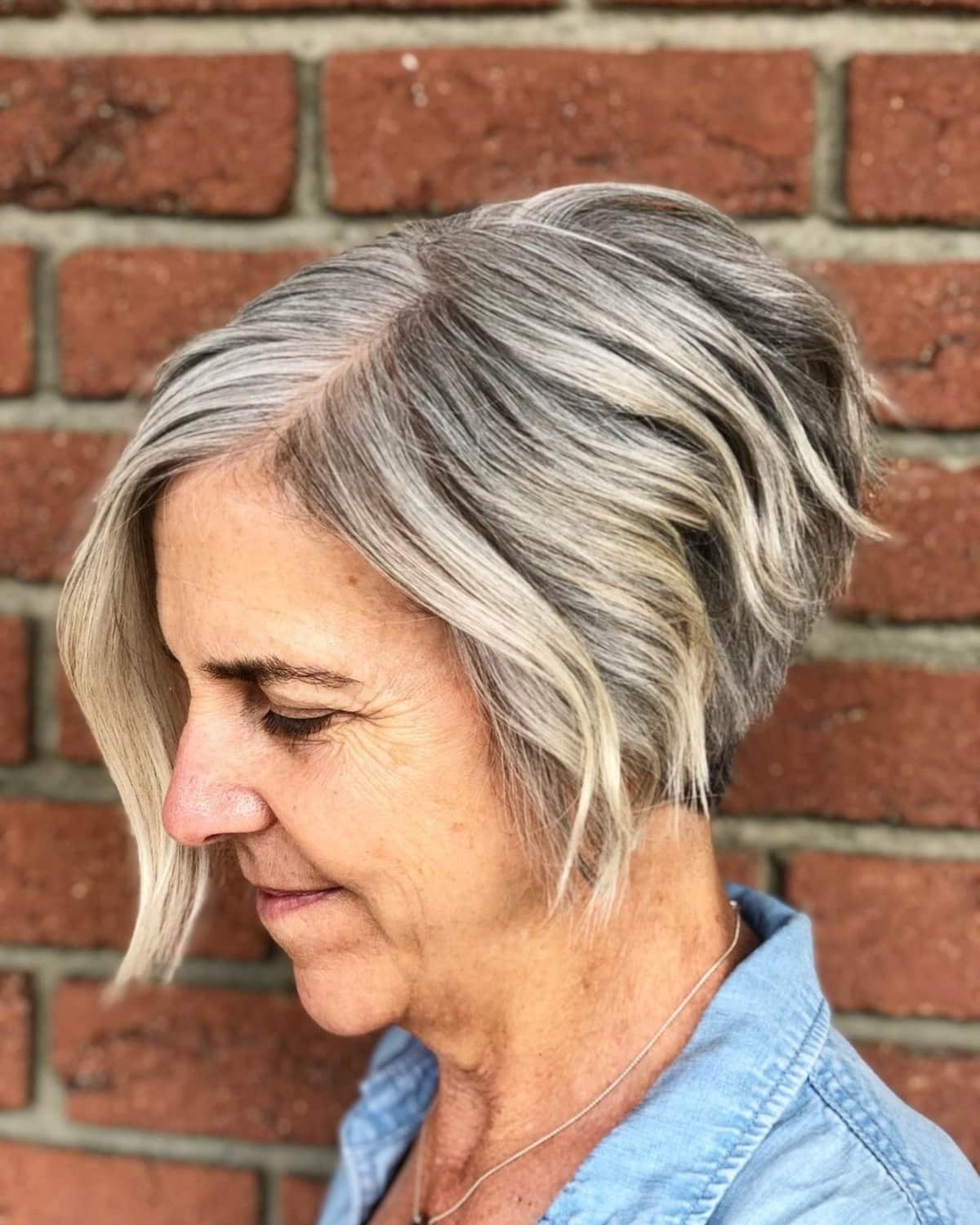 Layered short bob for 50-year-old women