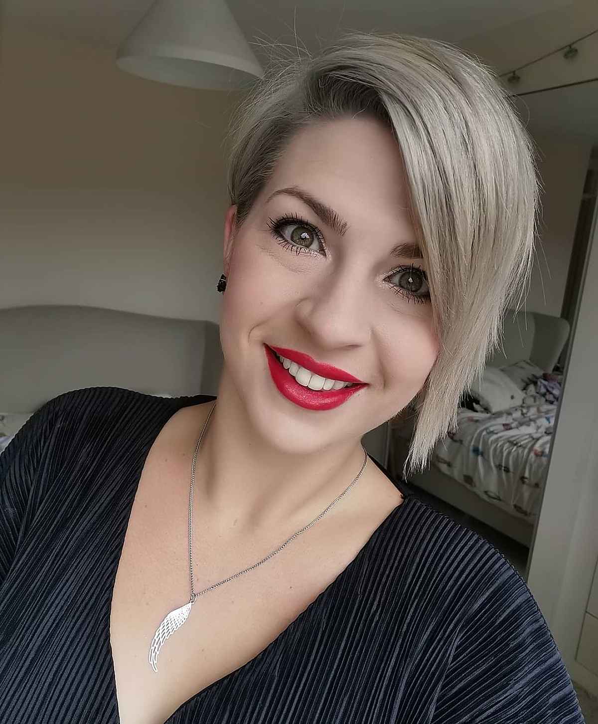 asymmetrical pixie cut for women over 30