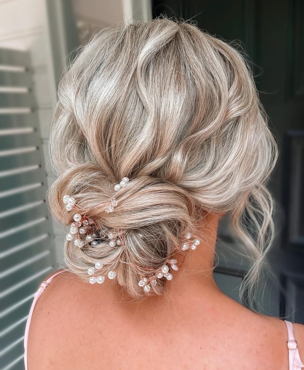 Relaxed Chignon for Wedding