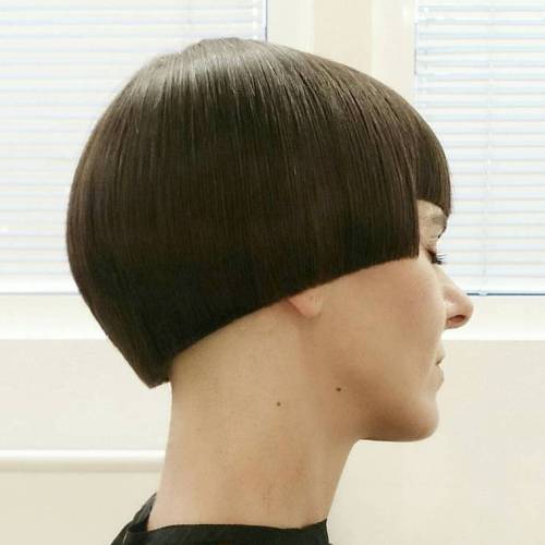 Blunt Mushroom Haircut