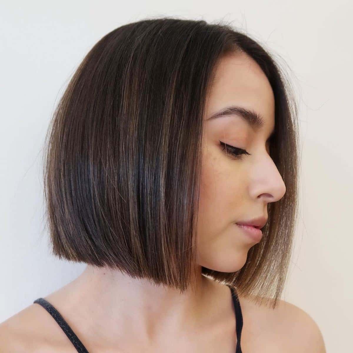 neck-length blunt bob