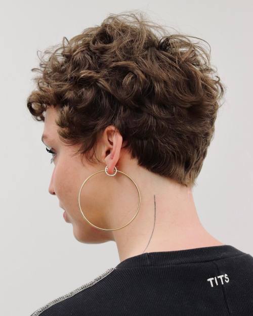 Short Wavy Pixie with V Cut Nape