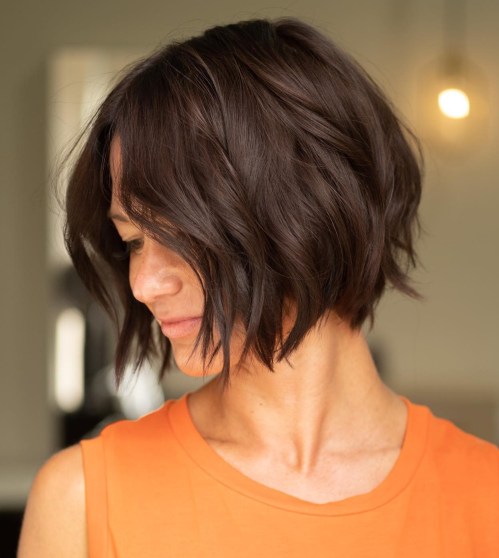 Soft Sliced Slightly Wavy Bob