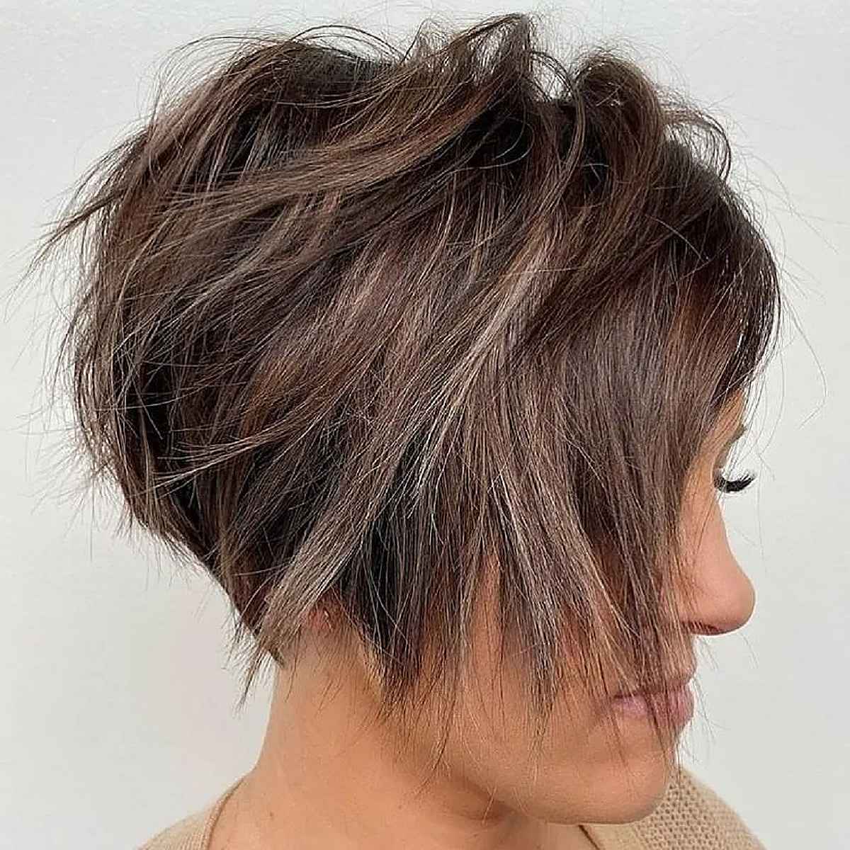 Flattering Pixie Bob with Choppy Layers