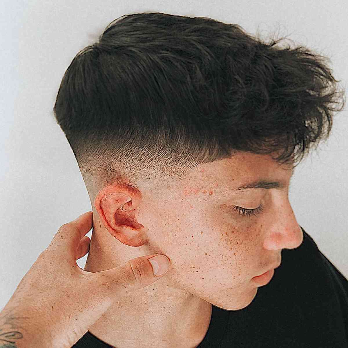 Sharp Razor Fade for Guys